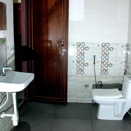 Hotel O Athitya Resort Sikar Zewnętrze zdjęcie