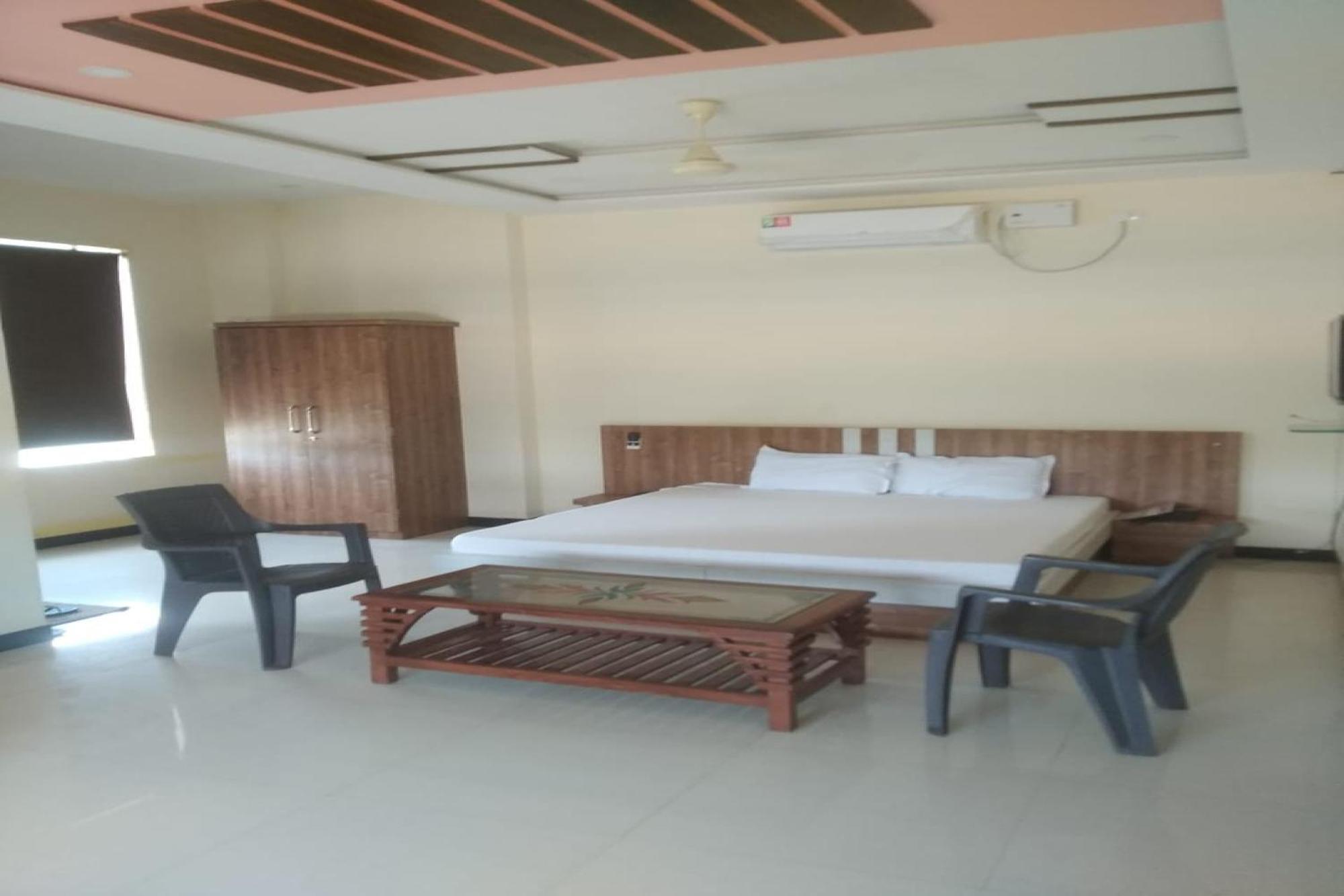 Hotel O Athitya Resort Sikar Zewnętrze zdjęcie