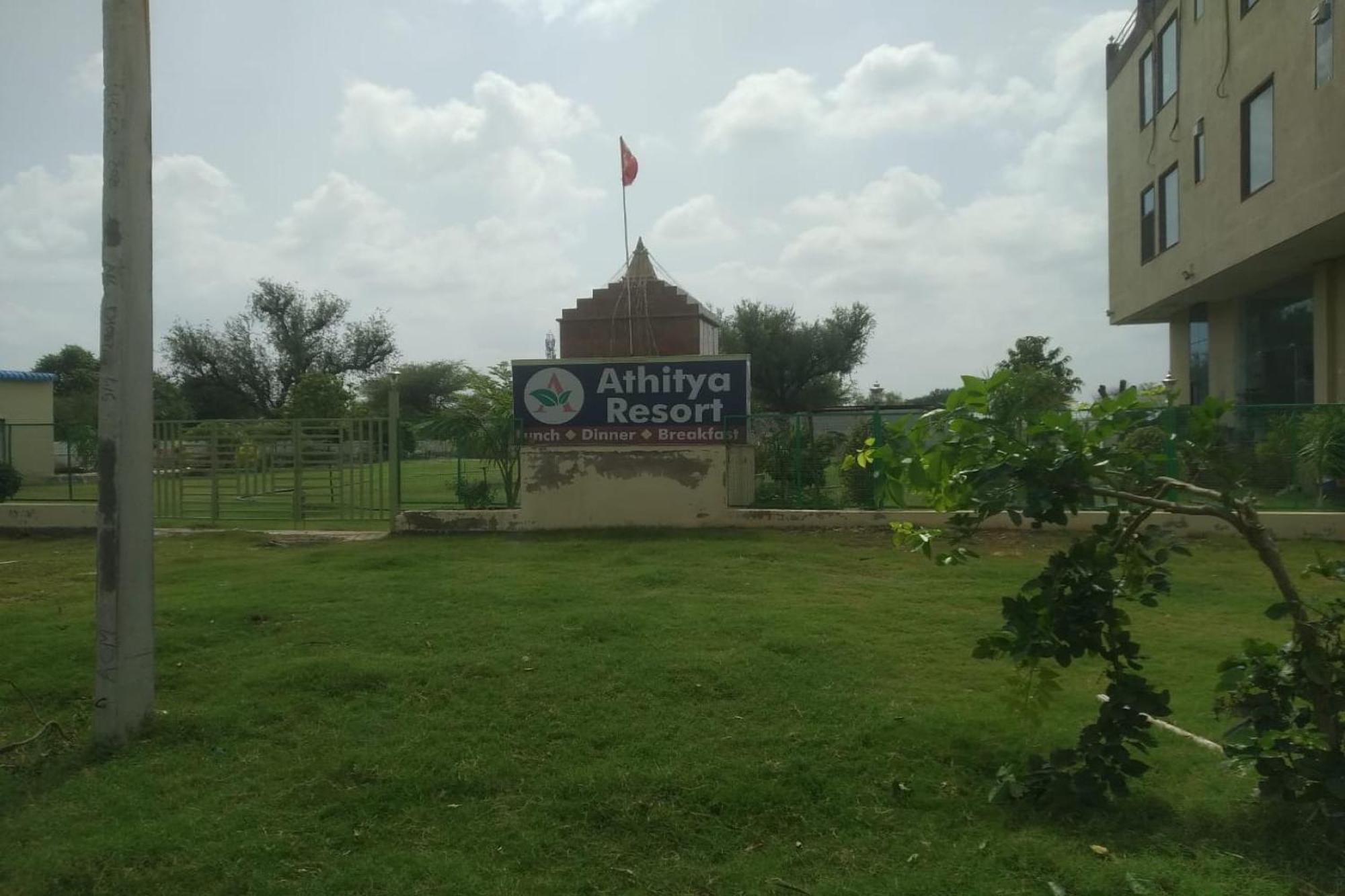 Hotel O Athitya Resort Sikar Zewnętrze zdjęcie